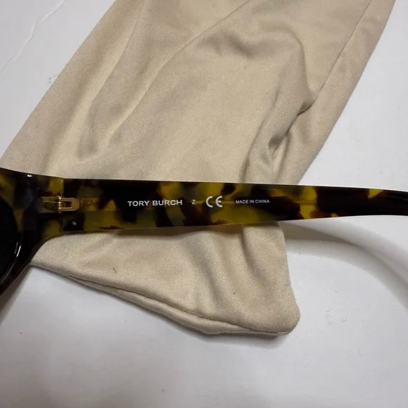 Tory Burch Tortoise Sunglasses TY 7038 504/71 - bibarnabloc.cat display picture 2